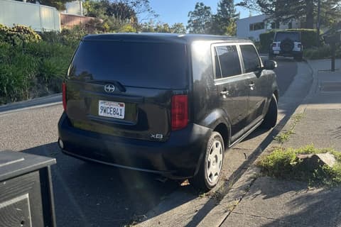 Image of andew's 2009 Scion xB